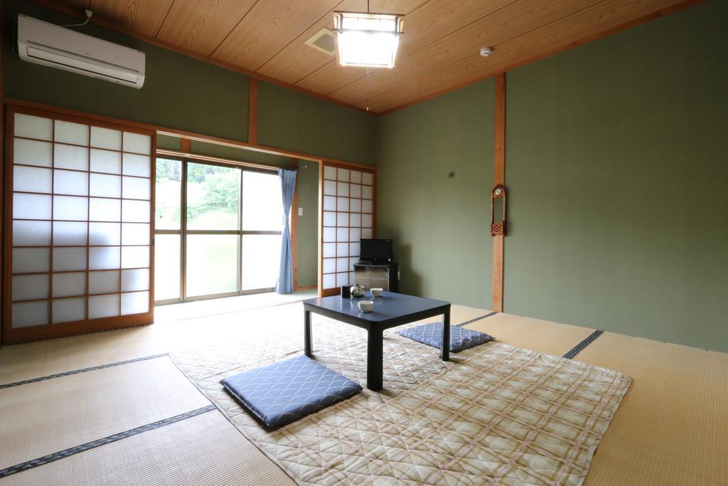 Hotel Minshuku Shiroyama Taketa Exterior foto